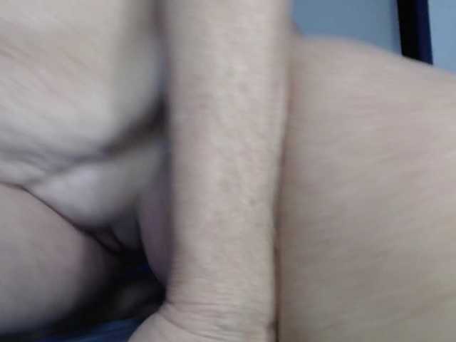 April_XO