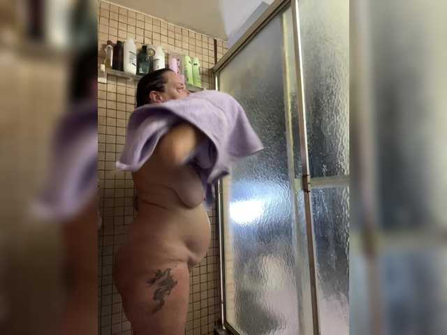 April_XO