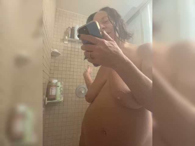 April_XO