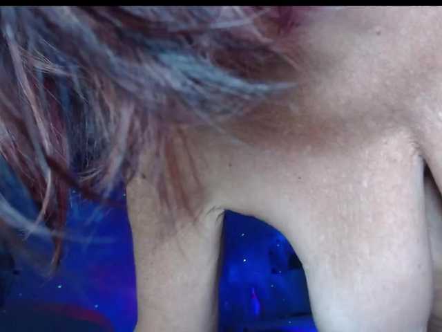 Sweetnissapri live cam on BongaCams