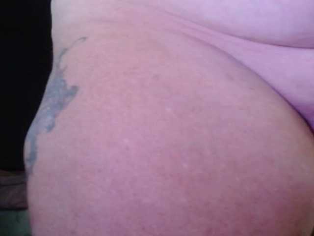 April_XO