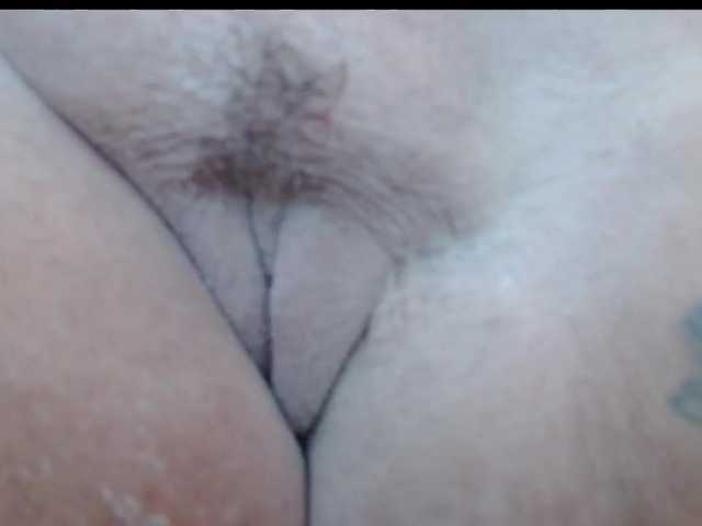 April_XO webcam