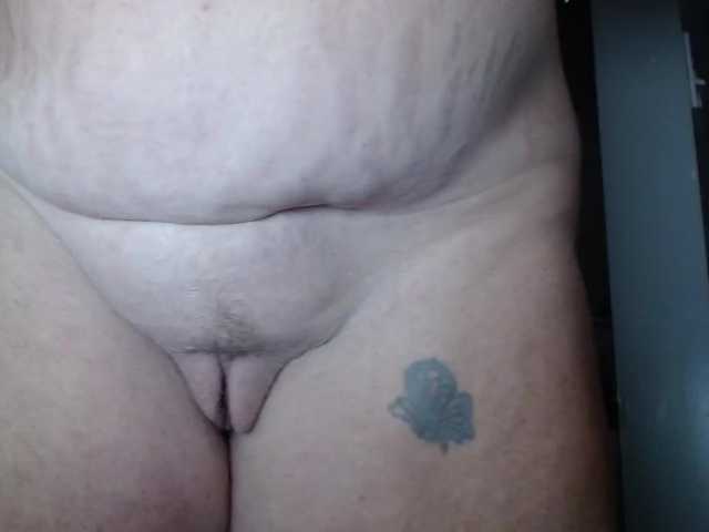 April_XO