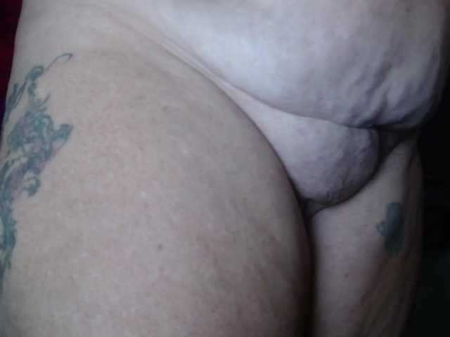 April_XO