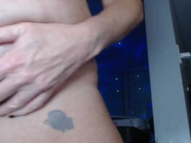 Sweetnissapri live cam on BongaCams