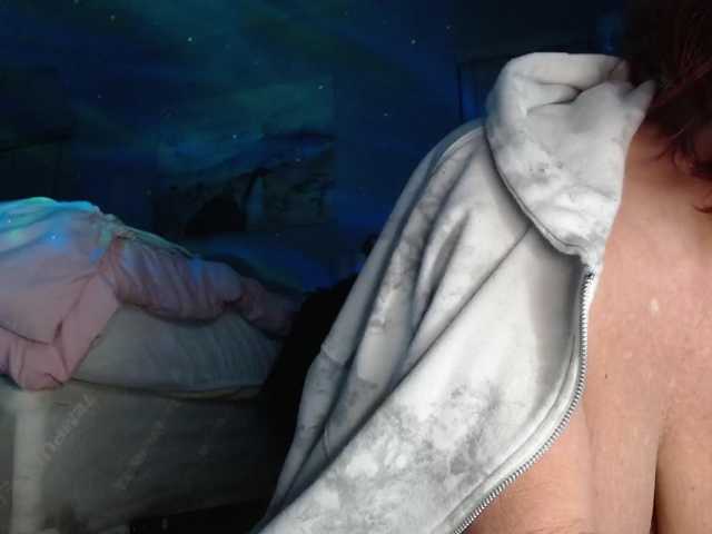 April_XO live cam preview