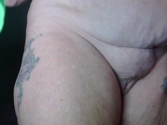 April_XO