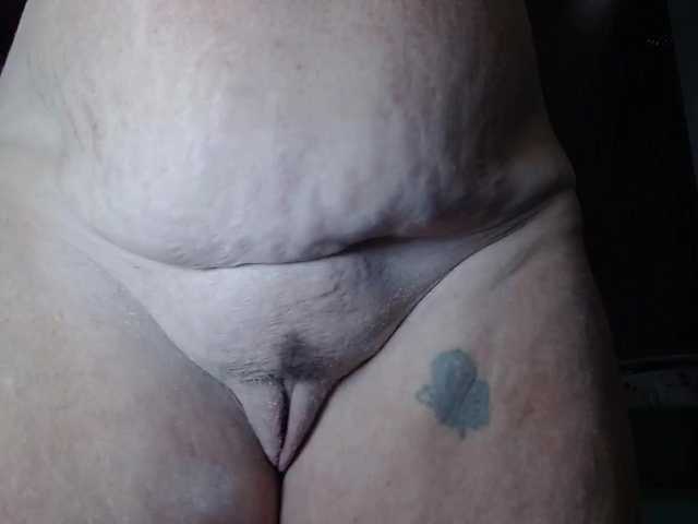 April_XO