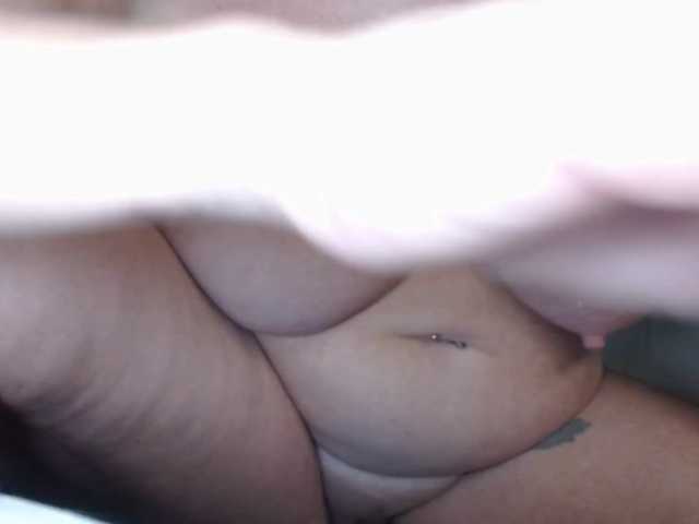 Sweetnissapri live cam on BongaCams