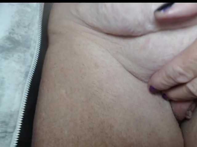 April_XO live cam