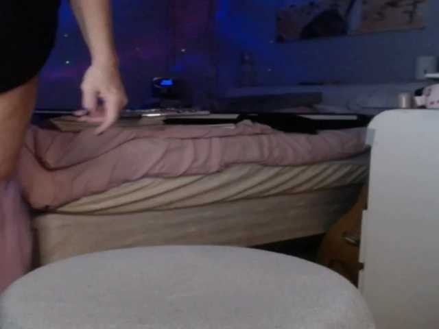 April_XO