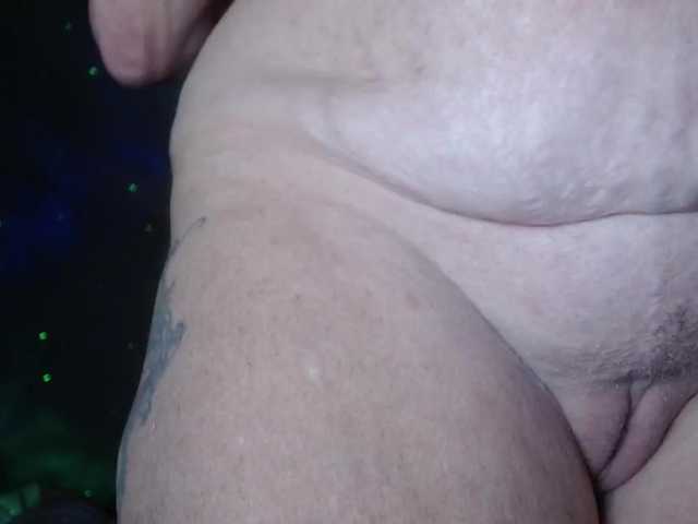 April_XO