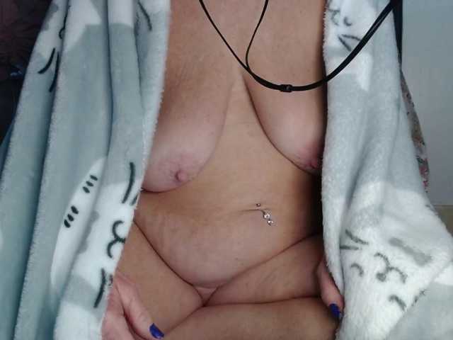April_XO