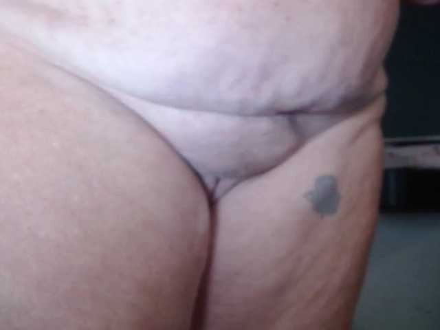 April_XO