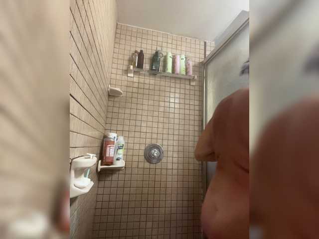 April_XO