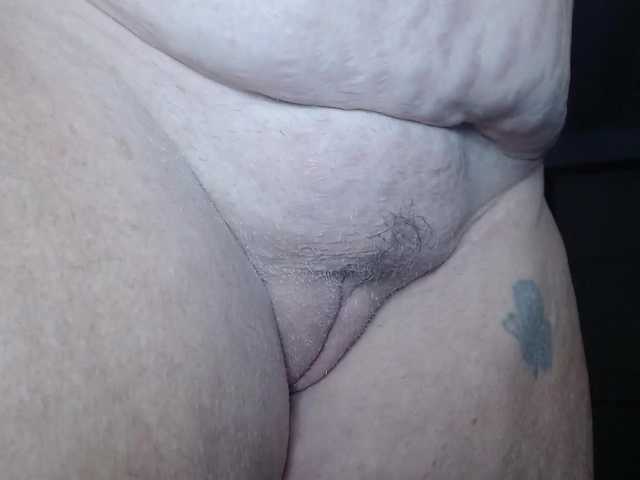 April_XO