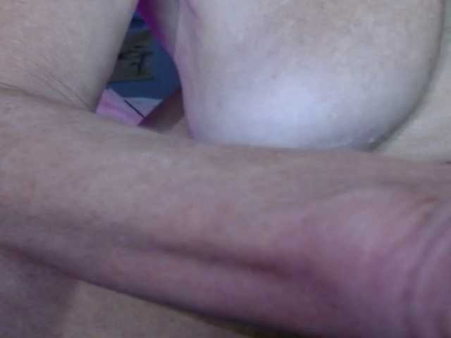 April_XO