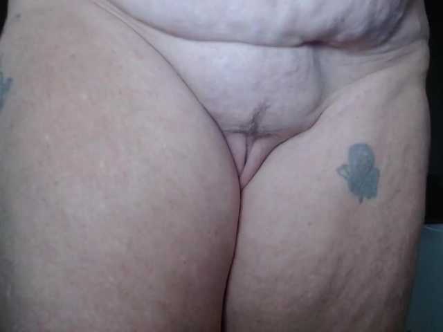 April_XO