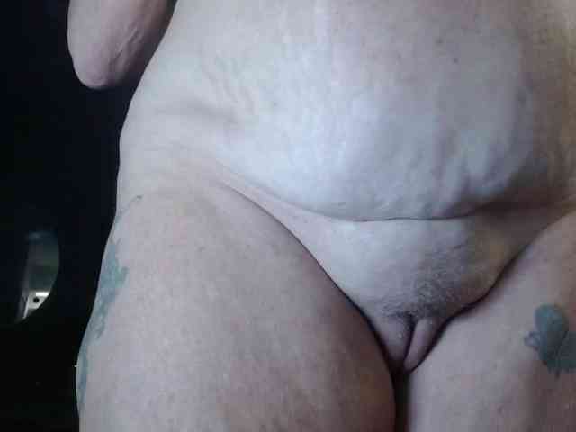 Modelo: April_XO