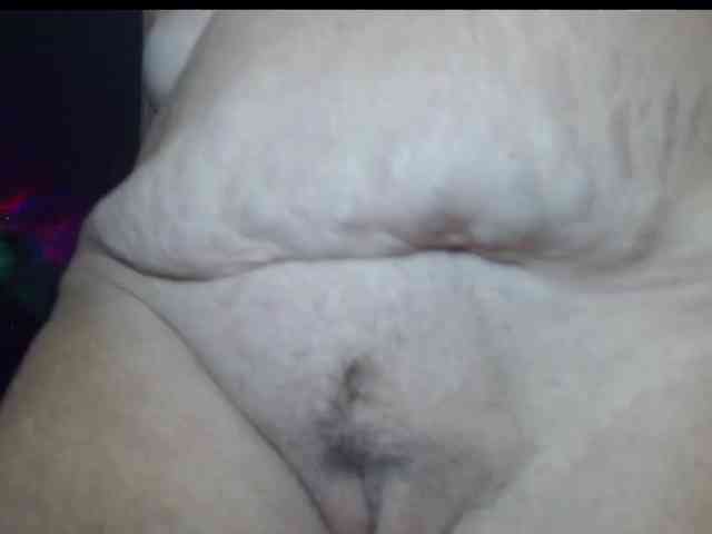 April_XO webcam