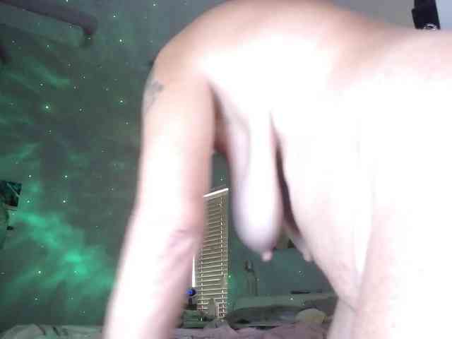 April_XO webcam