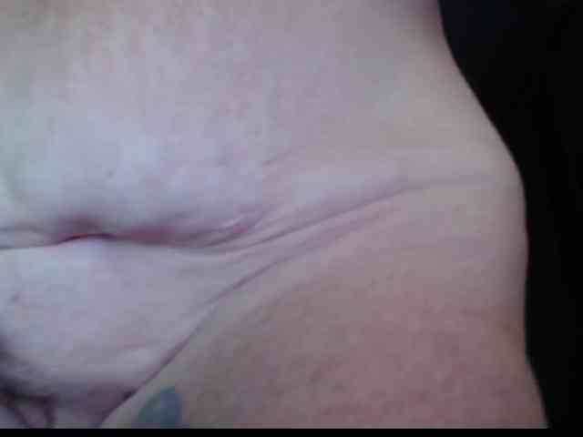 April_XO webcam