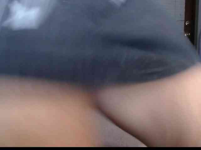 April_XO webcam