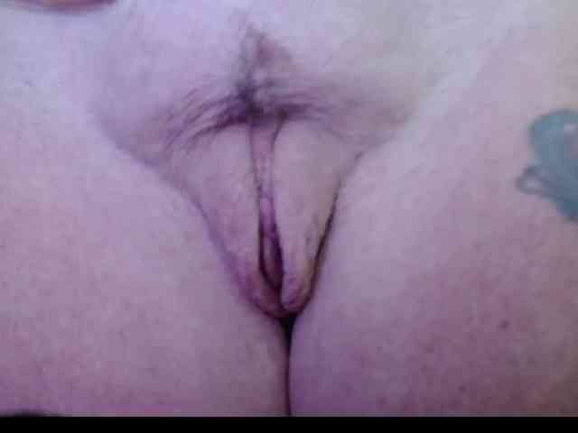 Modelo: April_XO