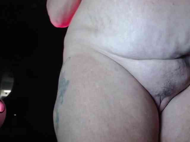 Modelo: April_XO
