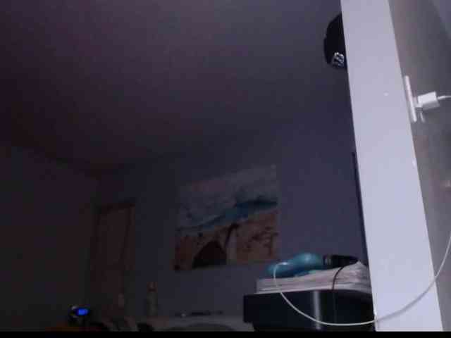 April_XO webcam