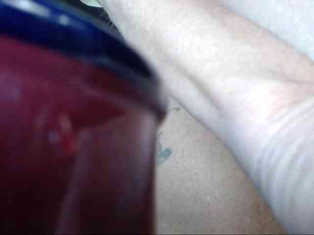 April_XO webcam