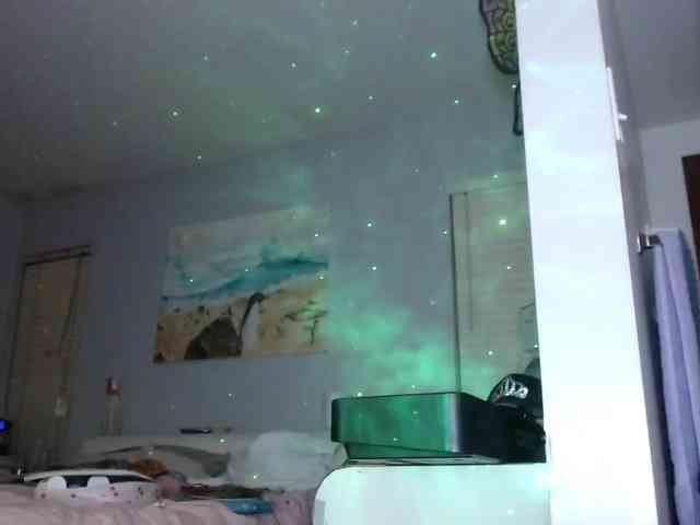 April_XO webcam