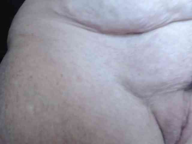 Modelo: April_XO