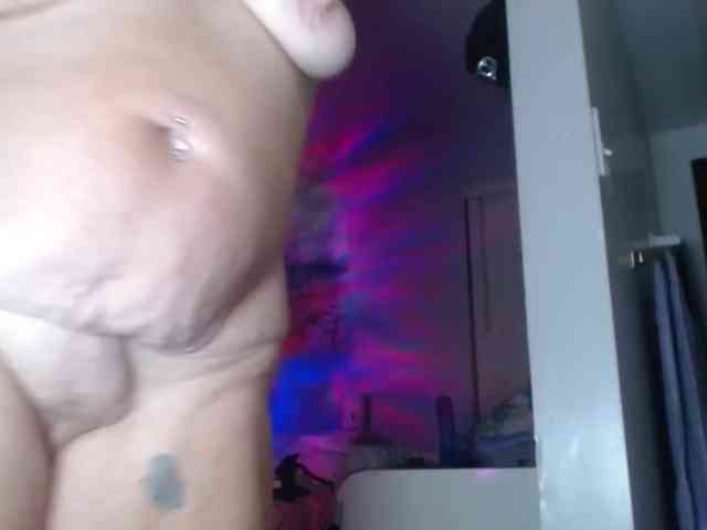 Modelo: April_XO