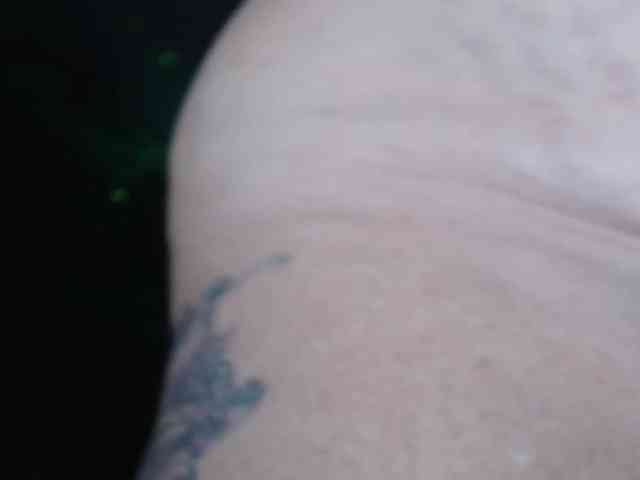 April_XO webcam