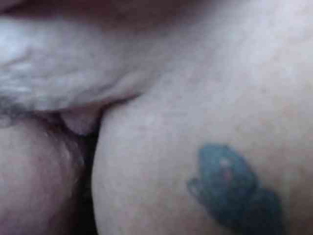 Modelo: April_XO