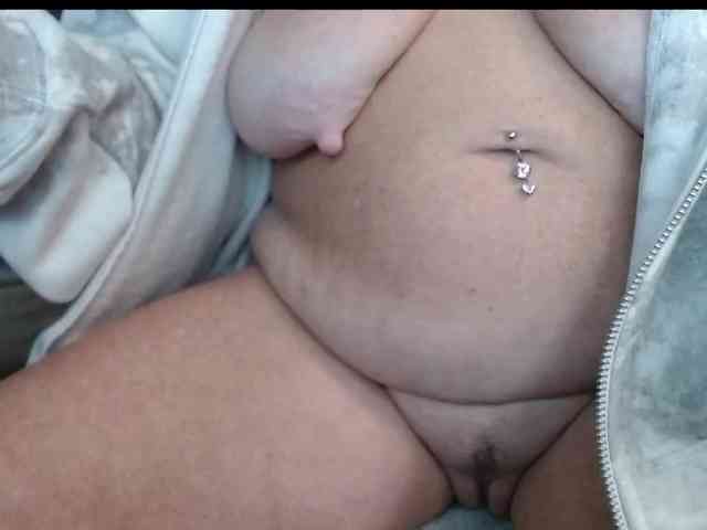 April_XO webcam