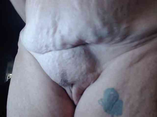 Modelo: April_XO