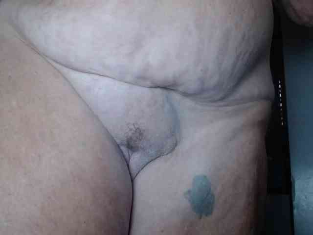 Modelo: April_XO