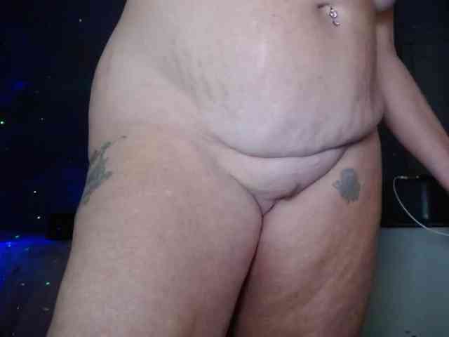 Modelo: April_XO