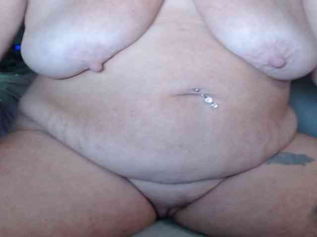 April_XO webcam