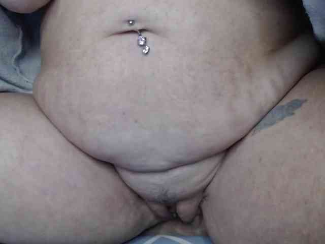 April_XO webcam