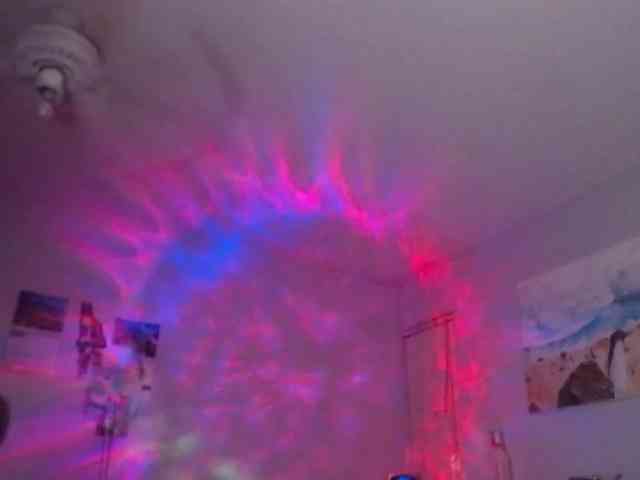 April_XO webcam