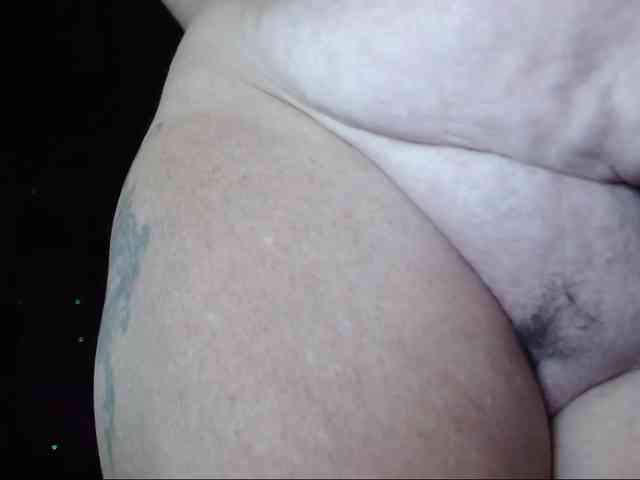 Modelo: April_XO