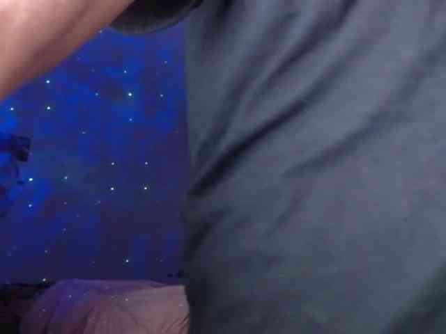 Modelo: April_XO