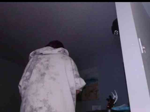 April_XO webcam