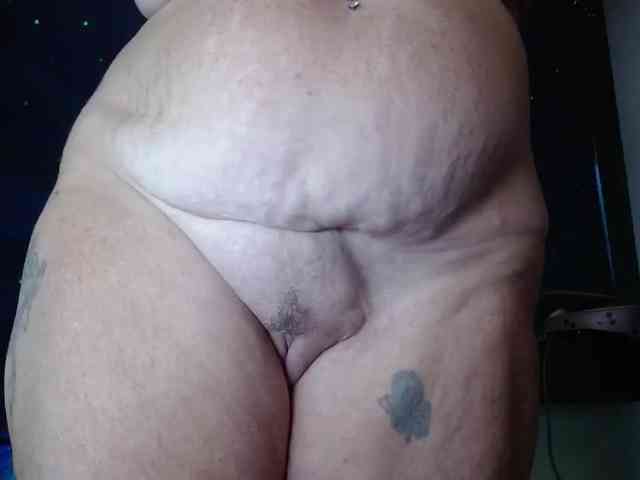 Modelo: April_XO
