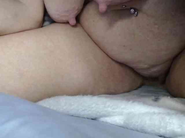 Modelo: April_XO
