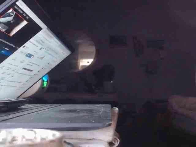 April_XO webcam