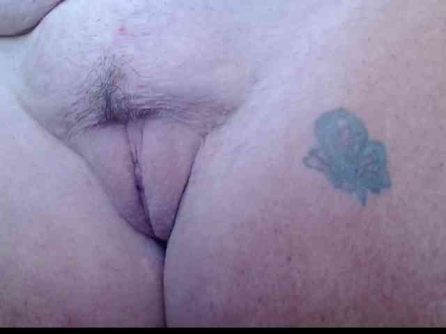 Modelo: April_XO